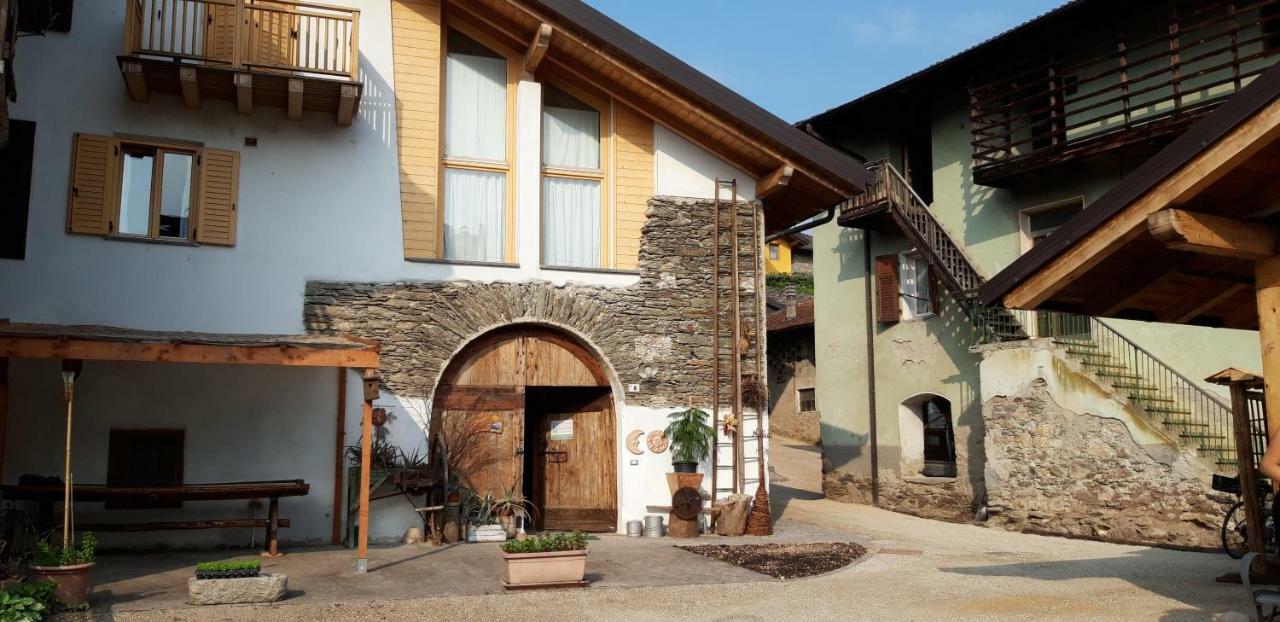 Agriturismo Farmhouse La Barberina Calceranica al Lago Exterior photo